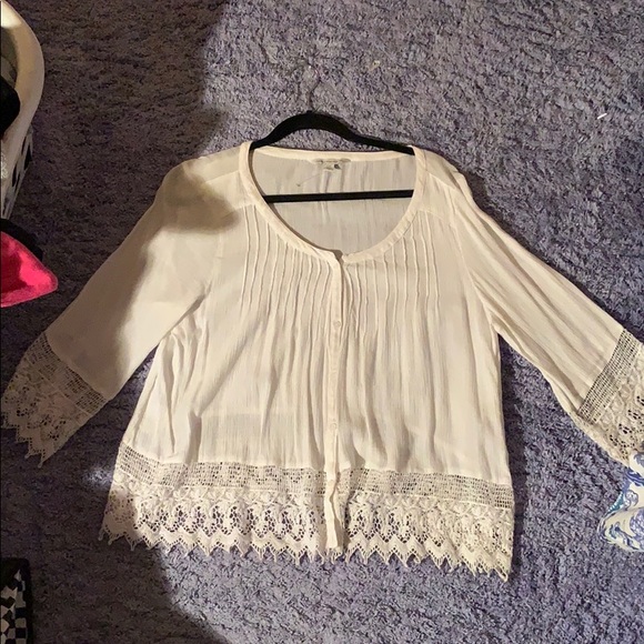 AMERICAN EAGLE white lace long sleeve shirt - Picture 1 of 1